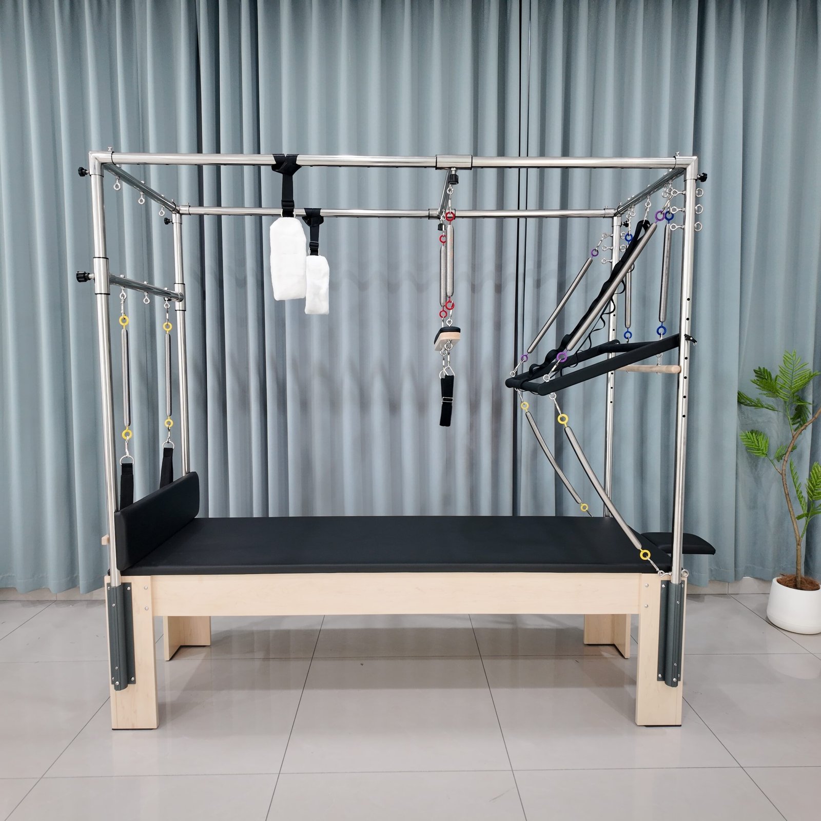 Commercial Pilates Reformer details for fitness club use
