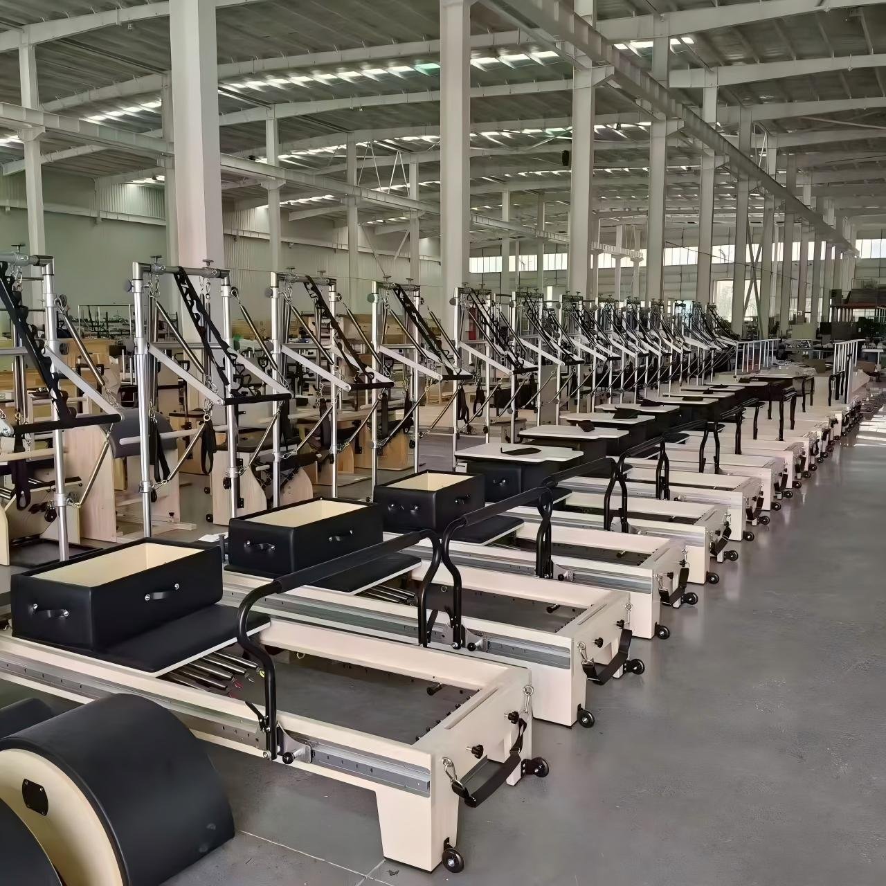 Solid Maple Wood Pilates Reformer with Half Tower for Commercial Studios