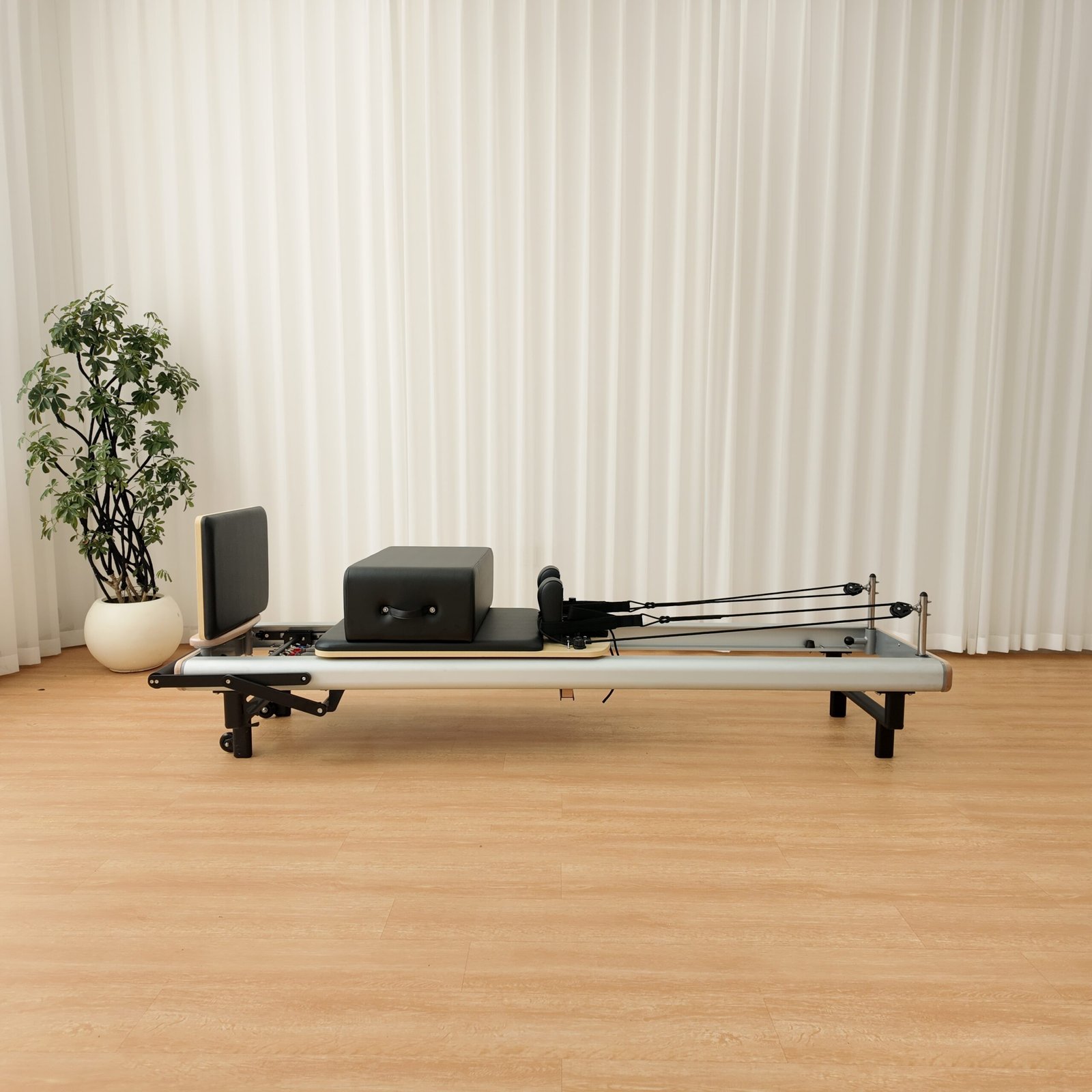 Premium White Aluminum Alloy Pilates Reformer
