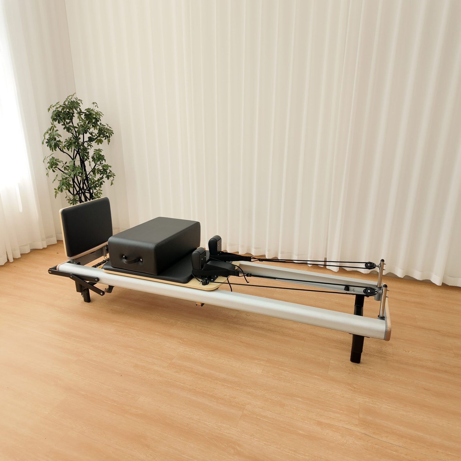 Premium White Aluminum Alloy Pilates Reformer