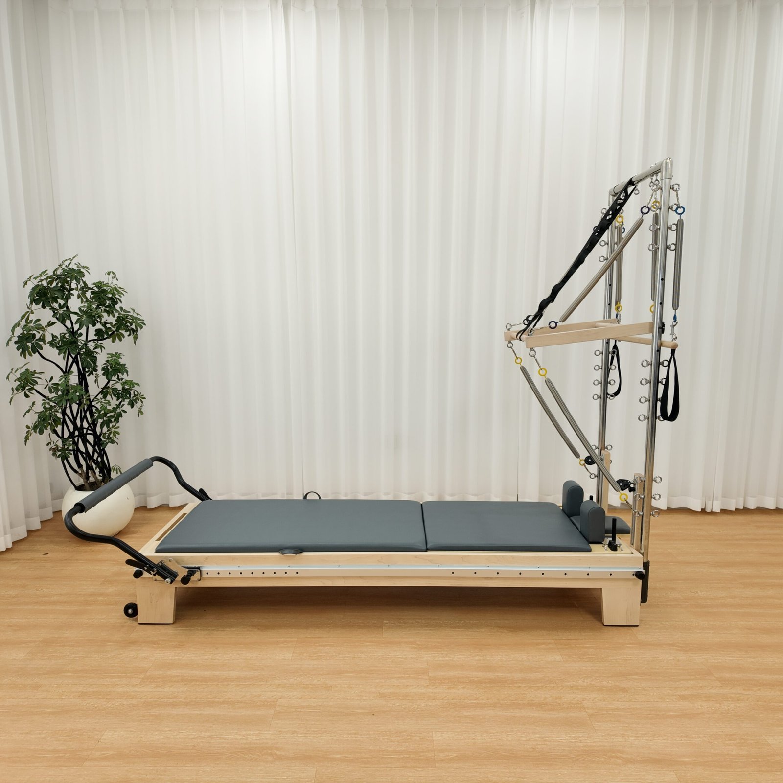 Solid Maple Wood Pilates Reformer with Half Tower for Commercial Studios